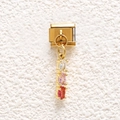 Detail of Italian modular charm link featuring three oval crystals in white, pink, and red - Red-Pink Gradient Oval Stone (MKDZ-837)