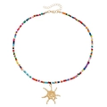 Collier bohème en perles colorées avec pendentif soleil doré pour plage d'été - Étoile de Mer Hexagonale
