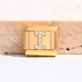 Charme modulaire italien doré serti de zircons blancs formant la lettre I - Lettre I (MK-3042)