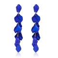 Eleganti orecchini lunghi a petalo blu opaco con accenti in metallo dorato - Blu profondo