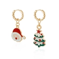 Detalle de pendientes de aro asimétricos dorados con árbol de Navidad y Papá Noel - Estilo Huggie Asimétrico Papá Noel Árbol Navidad (ZW3380)