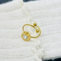 Anillo ajustable de acero de titanio dorado con números romanos y piedra de circón - Abierto Ajustable / Zirconia Romana