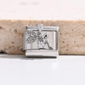 Makroaufnahme eines silbernen italienischen Charms mit einer Fee und funkelndem Zirkonstein - Exquisite Fee Einzelzirkon Stil (MK-3150)