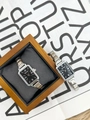 Dettagli di eleganti orologi al quarzo rettangolari con cinturini in acciaio argento - Stile Quadrante Nero Rettangolare Indici Romani (WT006)