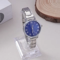 Orologio al quarzo argento con quadrante blu navy e numeri romani classici - Cinturino Argento Quadrante Blu Scuro Numeri Romani (WT048)