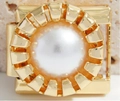 Italienisches Gold-Edelstahl-Armbandglied mit großer Kunstperle und glänzenden Steinen - Radiale Künstliche Perle (MK-1179)