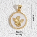 Colgante ángel redondo dorado con incrustación de esmalte blanco y 19,2 mm de alto - Colgante de Ángel en Relieve Dorado (DZ-3391)