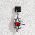 Charme modulaire italien avec cristal rouge et cadre argenté de style lave sur noir - Style Étoile avec Pierre Rouge (MKDZ-413)
