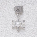 Italienischer Modul-Charm in Silber mit Schneeflocken-Design und Perlenzentrum - Silberner Schneeflocken-Künstliche-Perle-Stil (MKDZ-672)