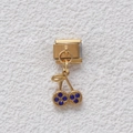 Ciondolo modulare italiano a forma di ciliegia con cristalli blu per bracciali - Ciondolo Ciliegia con Pietra Blu Oro (GMKDZ-024)