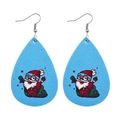 Dettaglio di orecchini in pelle blu a goccia con Babbo Natale e ganci in metallo argento - Blue Santa Claus Teardrop