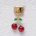 Maillon de bracelet italien avec cerises rouges et feuilles vertes en acier doré - Module Cerise (MKDZ-628)