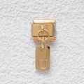 Italienischer Edelstahl-Charm in Gold mit eingraviertem Buchstaben U für Armbänder - Buchstabe U (GMKDZ-288U)
