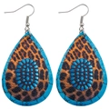 Boucles d'oreilles goutte en cuir imprimé léopard et bleu ciel style bohème - Patchwork Pierre Bleue Léopard (JE0339C)