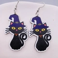 Primo piano di orecchini di Halloween in legno con gatto nero e cappello da stregone - Stile Gatto Nero Cappello da Strega (JE0913A)