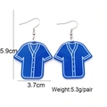 Boucles d'oreilles en acrylique bleu style maillot de baseball avec crochets légers - Style Maillot de Baseball Bleu (JE0976C)