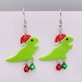 Boucles d'oreilles dinosaures de Noël en acrylique vert avec chapeaux et clochettes - Dinosaure avec Bonnet de Noël (JE1185E)