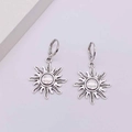 Detailed close-up of retro silver sunburst earrings with lever-back hooks and antique finish - Vintage Sun Design Style (JE1355G)