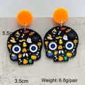 Dettagli degli orecchini di Halloween in acrilico con motivi a teschio e zucca - Teschio Bianco e Nero Graffiti Multicolore (JE1442A)