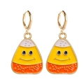Detailansicht der handgefertigten Zuckermais-Emaille-Ohrringe mit lächelndem Gesicht - Lächelnder Zuckermais (JE1117B)
