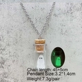 Collar de botella de cristal con fantasma luminoso y cadena de plata para Halloween - Collar Fantasma En Botella De Deseos Luminoso (JE1496B)