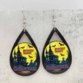 Orecchini a goccia di Halloween con castello stregato, pipistrelli e design della luna - Castello della Festa Spettrale (JE1429X)