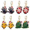 Set di quattro orecchini natalizi a forma di gatto con alberi e luci colorate - Collezione a tema natalizio gatto nero (M)