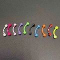 Set di 10 anelli per il naso colorati in acciaio inossidabile e piercing corpo - Stile Borchia per Sopracciglia (JE0410) / Confezione da 10 / Colorato