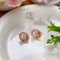 Orecchini a perno vintage ovali in smalto rosa con bordo dorato e perla bianca - Stile Perla Artificiale Ovale Smaltata Rosa