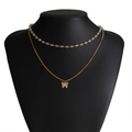 Collier double rang avec perles transparentes et pendentif papillon doré sur mannequin noir - Style Double Couche Papillon Transparent (20)