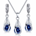 Ensemble détaillé de collier pendentif et boucles d'oreilles en zircon bleu - Strass Bleu