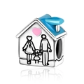 Abalorio de casa de plata con techo de esmalte azul e ilustración de familia de corazón - Abalorio de Casa Familiar con Techo Azul (CCT606)