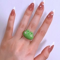 Creative green frog resin ring for kids featuring cute cartoon animal face design - Green Frog Style (HS500-5)