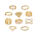 11-teiliges goldenes Ring-Set mit weißen Perlen und Vintage-Reliefmustern - 10-teiliges Set / Gold Geprägte Münze Künstliche Perle Stil (HS1418-21)