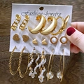 Lot de 9 paires de boucles d'oreilles dorées avec perles et créoles torsadées - 9 Paires Cœur Perles Artificielles Or (HS529-35)