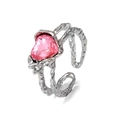 Anillo de plata minimalista con textura de lava y una piedra preciosa rosa de corazón - Corazón Rosa Lava Pliegues (HS924-7)
