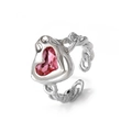 Anillo ajustable plateado con gema rosa de corazón y diseño de cadena de cuerda - Corazón Rosa Textura Cadena (HS924-11)