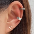 Dreiteiliges silbernes Ear-Cuff-Set mit mehrlagigen, breiten und U-förmigen Designs - Silberne Dreilinie Breite Oberfläche 3-Teiliges Set (HS1268-21)