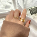 Tweeledige gouden vlinderringset met 3D-vlinder en opengewerkt vleugelontwerp - Verstelbaar Open / Gouden Vlinder Koppel Ringen Set (HS701-45) / 2-delige set / Goud
