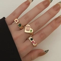 Set de anillos dorados gruesos con circonitas de colores en forma de corazón y recto - Estilo Vintage Grueso Dorado (HS1152-3)