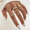 6-delige gouden ringenset met slangmotief, kristallen en paarse parels - Goud (HS1304-23)