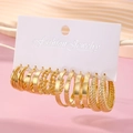 Set aus sechs goldenen Creolen mit gedrehtem Metall-Design und Perlenakzenten - Gold Vintage Reifen Kombination (HS1469-19)