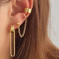 Set di orecchini a clip in oro con design cavo a più strati e catena per donna - Set Oro Stile Industriale con Catenella (HS1578-11)