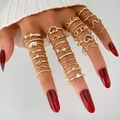 Set de anillos dorados con formas de mariposa y corazón con pequeños diamantes y perlas - HS1621-1