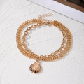 Goudkleurige gelaagde enkelband met schelphanger voor een zomerse strandstijl - Goud Driedelig Schelp Hanger Stijl (HS1705-7)