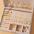 Gouden sieradenset met faux parels, vlinderringen en oorbellen in een opbergdoosje - Goudkleurige Vlinder Hart Stijl (HS1713-1)