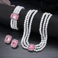 Dreilagiges Perlen-Schmuckset mit rechteckigen rosa Kristallen und Pavé-Details - Rosa (Silberbasis)