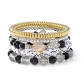 Bohemian Stapelarmband-Set mit goldenen Metallringen und monochromen Kristallperlen - Gold Silber Schwarz Weiß Grau Ton Stil (HS1871-1)