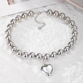 Collar de bolas plateadas con esferas pulidas y un colgante de corazón para mujer - Estilo Corazón de Cuentas Plateadas