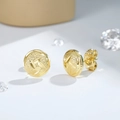 Golden round stud earrings with matte sandblasted finish and polished geometric engravings - Geometric Polished Round Style (EH946)